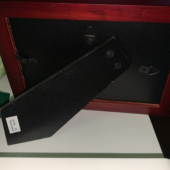 Picture frame made into art hand or let it sit - Picture 3 of 6